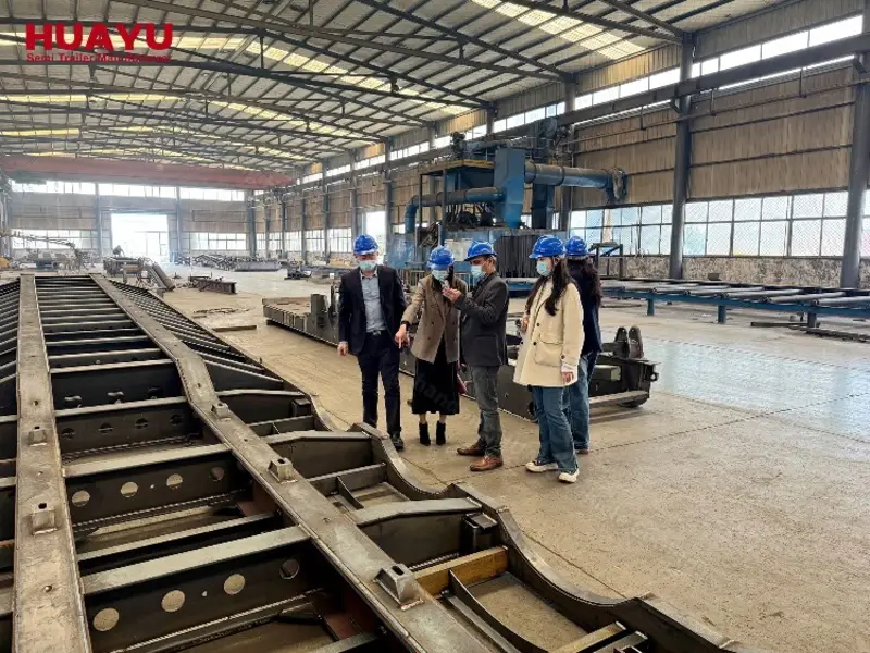 International customers visiting HUAYU vehicle trailer facility